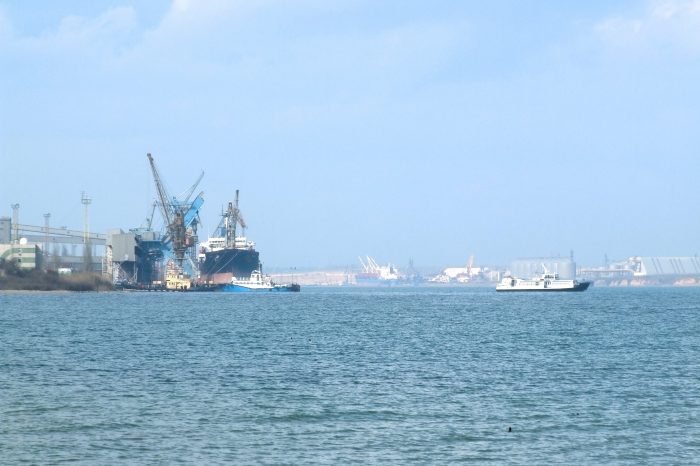 Замдиректора порта «Южный» арестовали