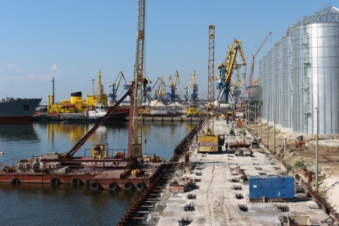 Мариупольский порт преодолел отметку грузооборота 4 млн тонн