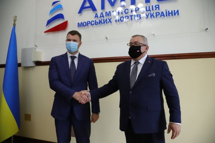 Украина и Польша будут вместе развивать транспортный коридор между Гданьском и Черным морем
