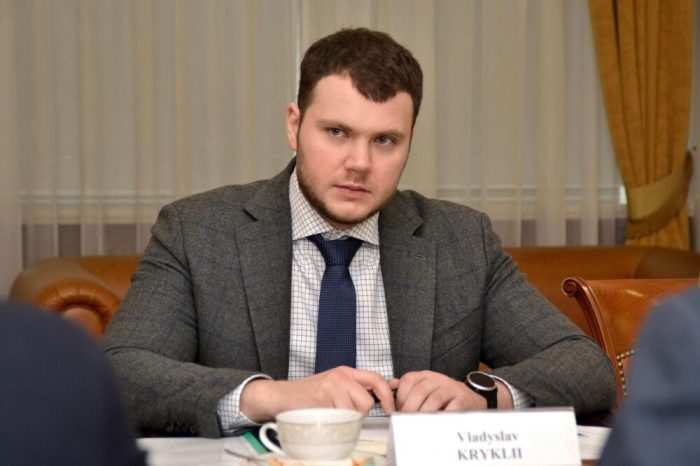 Министр инфраструктуры Криклий прокомментировал протесты украинских моряков
