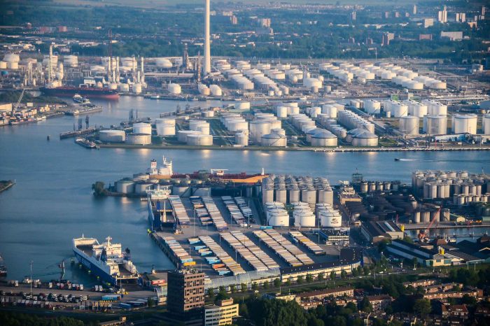 К 2030 году порт Роттердам планирует обрабатывать 4,6 млн т водорода ежегодно