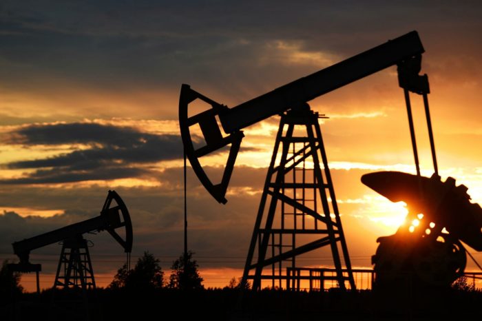 Цены на нефть упали из-за волны локдаунов в Европе