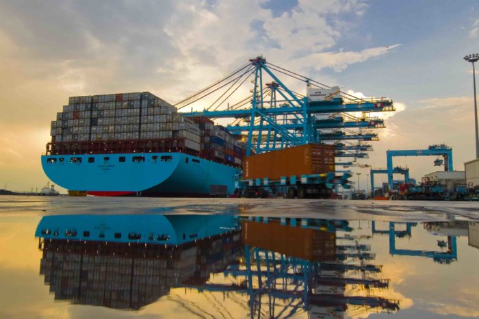 Новый маршрут Maersk проходит через Россию