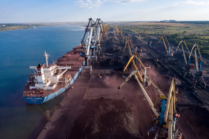 В январе пять украинских портов суммарно перевалили почти 10 млн тонн грузов