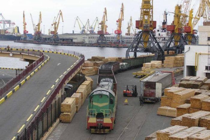 В Одесском порту временно перекроют один из железнодорожных переездов