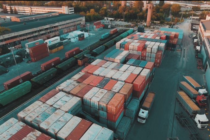 “Западный контейнерный терминал” начал отправлять контейнерные поезда в Польшу