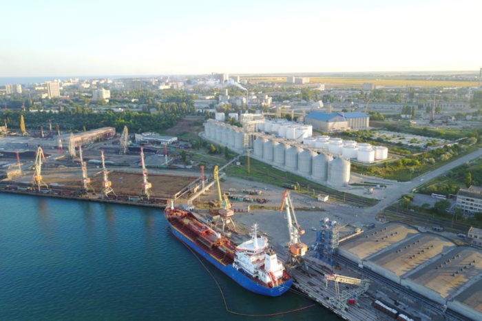 Морской порт Черноморск обработал более 2 млн тонн грузов