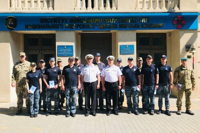 В Одессе военные моряки получили языковые сертификаты по стандартам НАТО