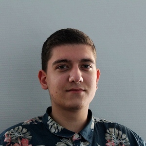 Богдан Николаев