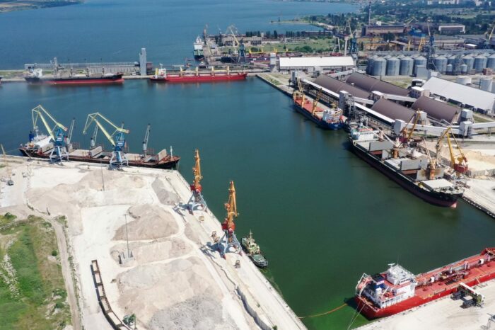 «Ника-Тера» перевалила 2,8 млн тонн грузов за первое полугодие