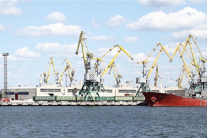 В порту Ольвия перевалили почти 2 млн тонн грузов