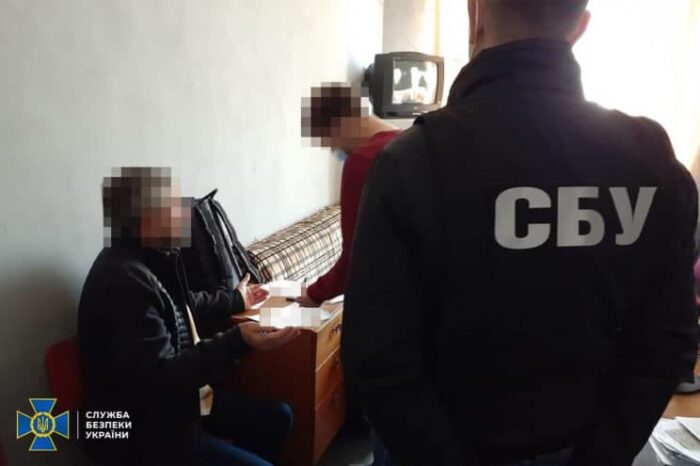 Украинца судят за перевозку нелегалов на арестованном судне