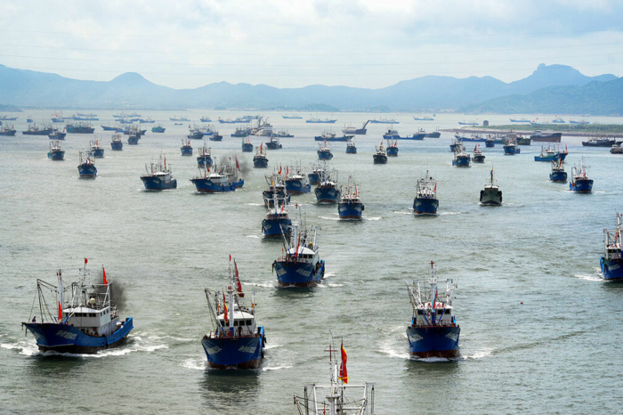 Более 750 рыболовецких судов в Японии вышли из строя из-за пемзы