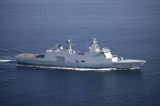 Военный корабль Дании отразил пиратскую атаку