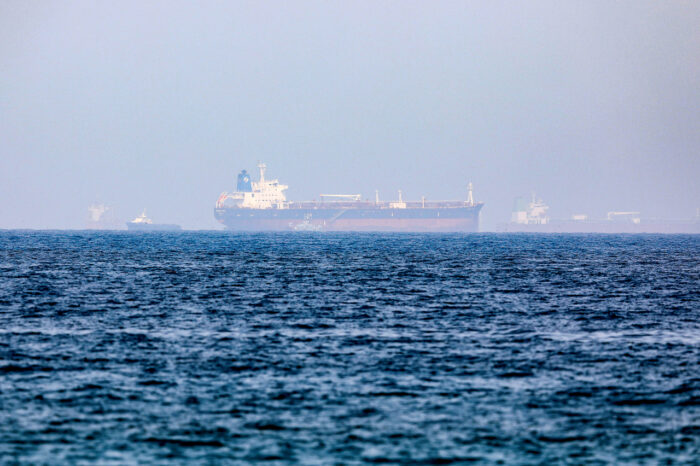 Иран обвинил ВМС США в атаке на танкер с нефтью