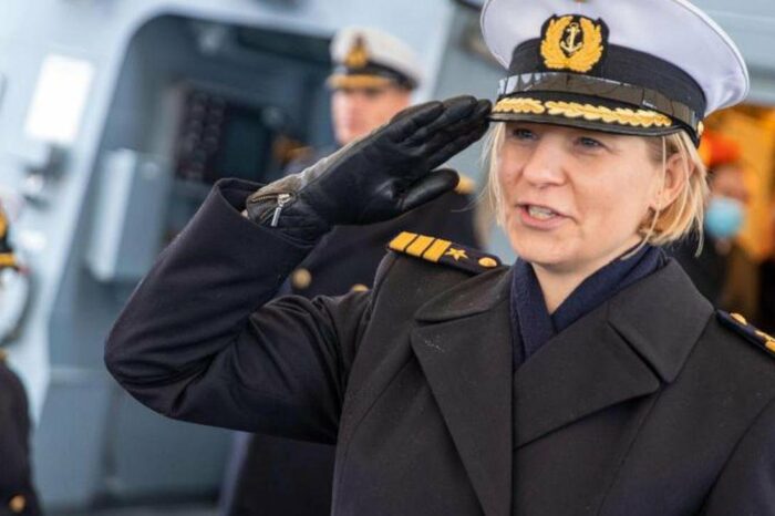 В Германии впервые командиром корвета стала женщина