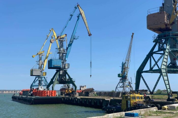 В Белгород-Днестровском порту продали четыре плавсредства для выплаты долга по зарплате