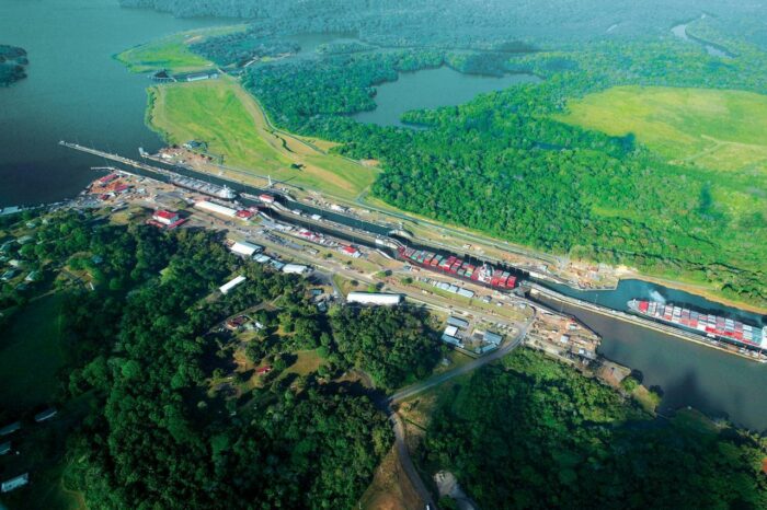 В Панамском канале будут определять степень экологичности транзитных судов