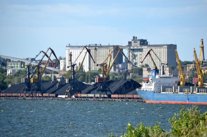 Платный проезд грузовиков в порты хотят ввести в Николаеве