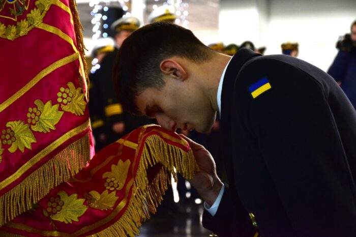 Более полусотни лейтенантов пополнили ряды ВМС Украины (ФОТО)