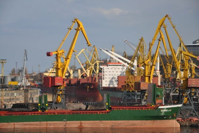 В Одесском порту за год перегрузили 22 млн тонн грузов
