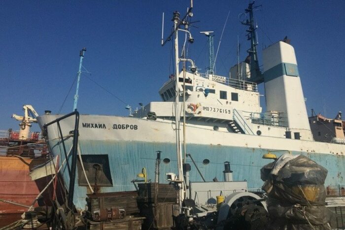 Порт Черноморска продаёт сразу 10 судов