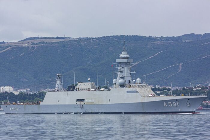 Корабль на базе корвета Ada готовятся принять в Турции