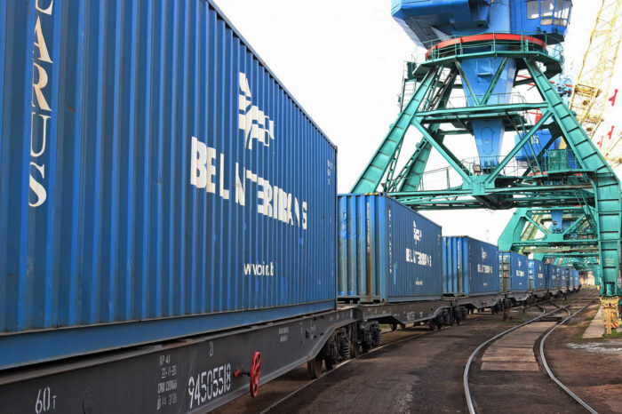 В порт Измаила прибыл контейнерный поезд «Викинг»
