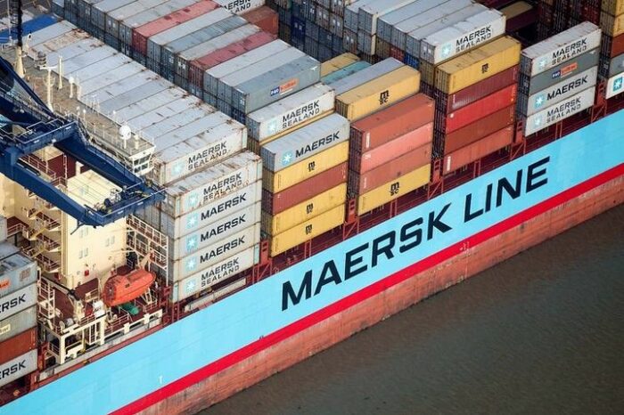 На 50 судов Maersk установили метеостанции
