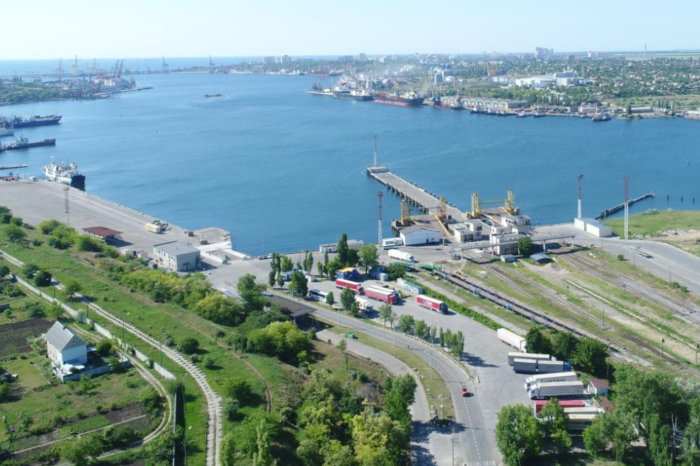 В порту Черноморска появится новая площадка для грузовиков
