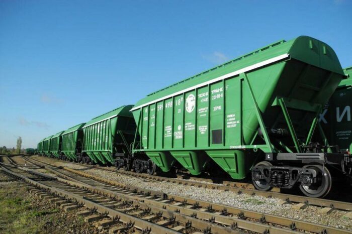 Украинское зерно уже пошло на экспорт железной дорогой