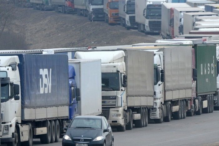 ЕС запретил въезд грузовиков из рф и Беларуси