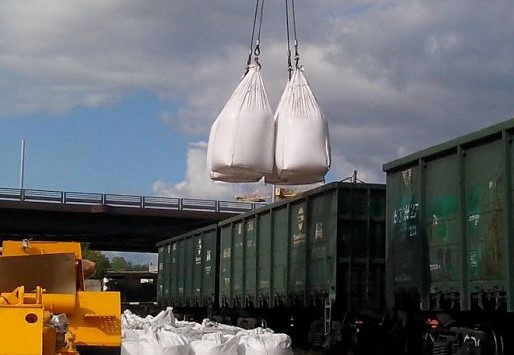 Украинское зерно в Польше могут перевозить в полувагонах