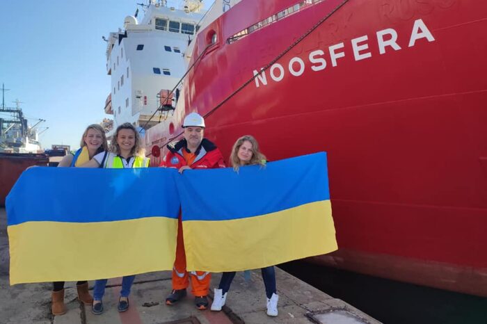 «Ноосфера» завершила первую экспедицию под флагом Украины
