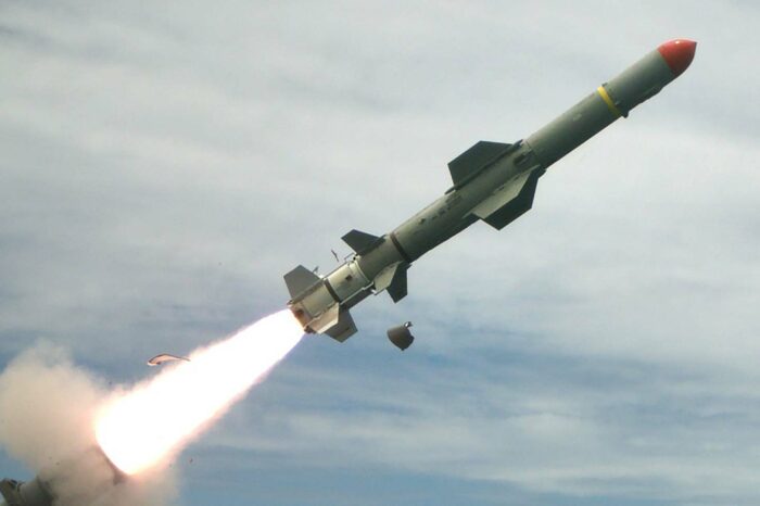 Великобритания передаст противокорабельные ракеты Украине