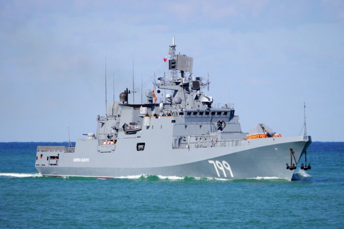В Черном море находятся 7 российских кораблей