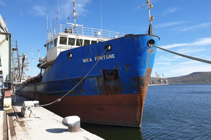 Российское судно, незаконно заходившее в Крым, продали на металлолом