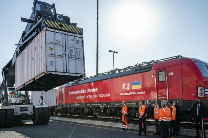 Украинское зерно в порты Германии будет перевозить Deutsche Bahn
