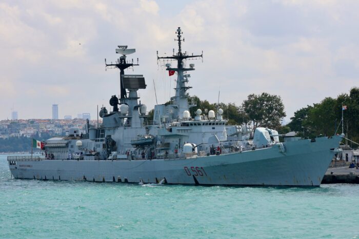 Корабель НАТО прибув до Стамбула вперше з початку війни