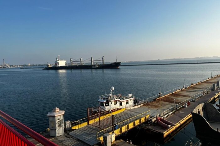 В портах Одещини призупинили укладання форвардних контрактів на зерно