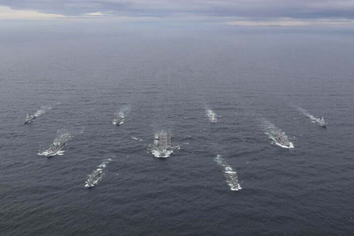 Великобритания передаст Украине военные корабли