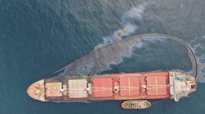 Порт Гібралтару знову закриють через витік нафти