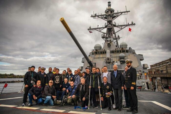 На кораблях ВМС США провели екскурсію для українських військових