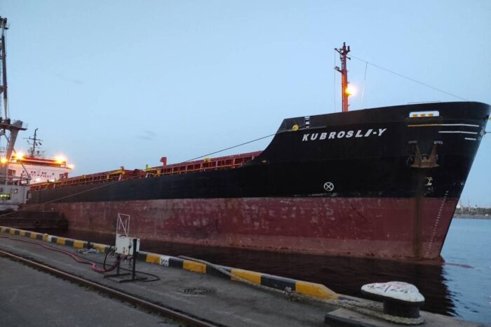З портів Великої Одеси вирушили ще шість суден