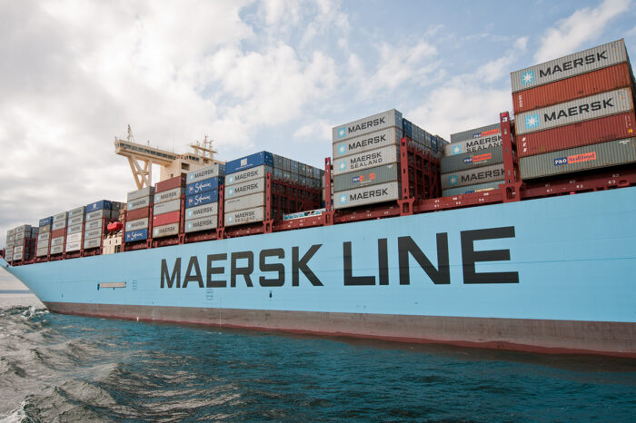 Акції Maersk впали на 38%, а прибутки — зросли майже до $30 млрд