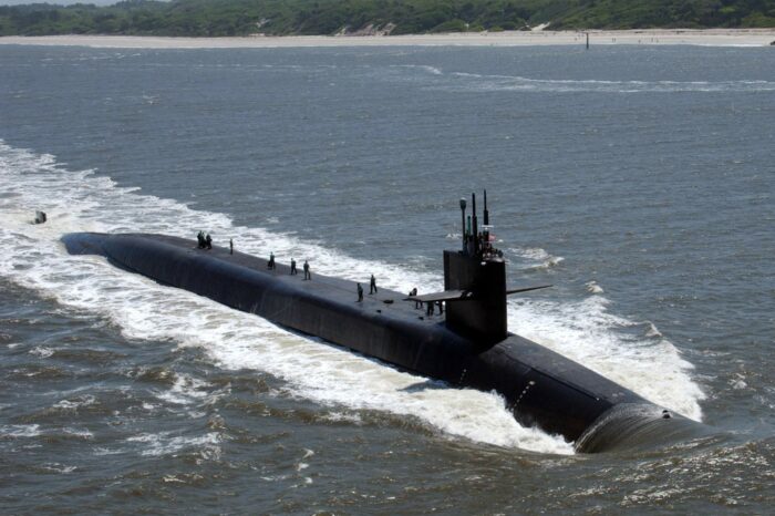 Підводний човен ВМС США з’явився в Аравійському морі