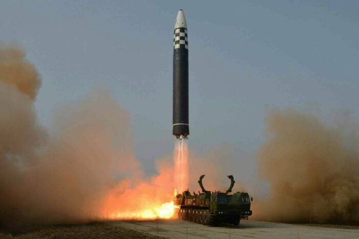 КНДР знову запустила балістичну ракету в бік моря
