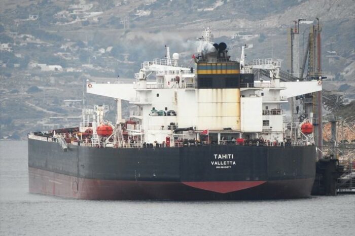 Росія збільшила експорт нафти через свої порти