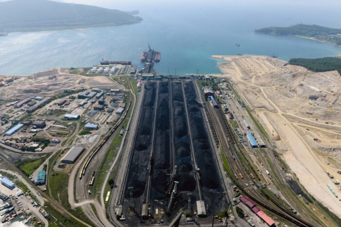 Рф переорієнтовує експорт вугілля на країни Азії та Африки