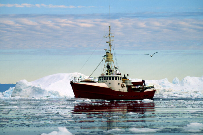 Гренландія призупинила дію угоди про рибальство із росією